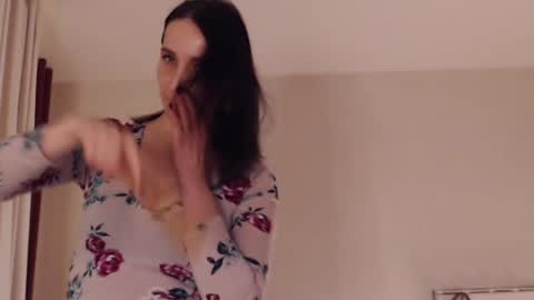 Sandra online show from March 2025 03:27:02 PM