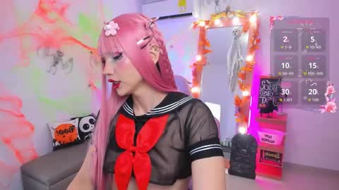 Alessa online show from October 2025 06:42:01 PM