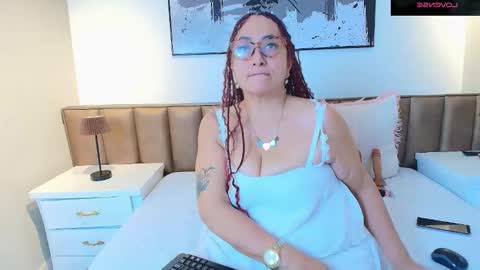 Alessandra online show from March 2026 01:05:02 PM