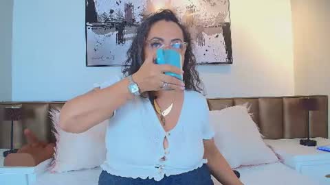Snapshot of alessandraleroy chatting on July 2026 12:19:02 PM Alessandra online show from July 2026 12:19:02 PM