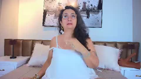 Snapshot of alessandraleroy chatting on July 2026 12:21:02 PM Alessandra online show from July 2026 12:21:02 PM