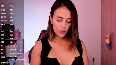 AlessandraMoreli Its my birthday online show from November 2025 08:11:02 PM