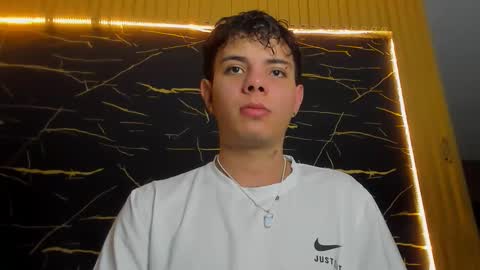 Alessandro online show from March 2026 03:00:01 AM