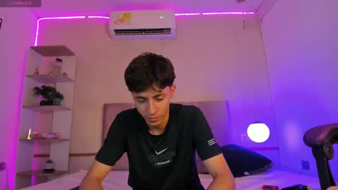 Alessandro Dybala online show from March 2025 02:53:02 PM