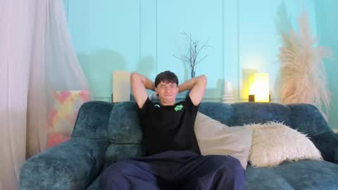 Alessandro Dybala online show from November 2025 12:16:01 PM