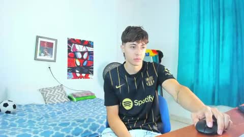 Snapshot of alessandro_dybala chatting on June 2026 12:26:01 PM Alessandro Dybala online show from June 2026 12:26:01 PM