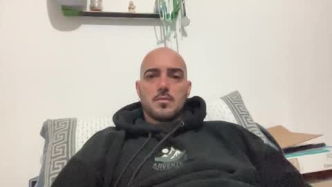 alessandromori91 online show from December 2025 10:38:01 PM