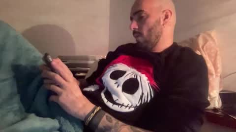 alessandromori91 online show from January 2026 02:10:02 PM