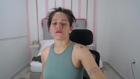 Snapshot of alessia_beth chatting on January 2025 02:39:02 AM ALESSIA online show from January 2025 02:39:02 AM