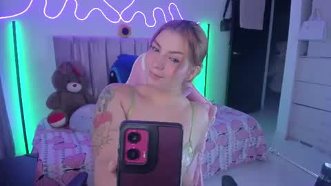 alessia dolce online show from July 2026 03:53:01 AM