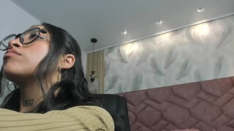 Alessia  online show from April 2026 12:35:02 AM