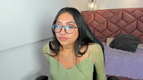 Snapshot of alessia_storm_ chatting on May 2026 11:55:02 PM Alessia online show from May 2026 11:55:02 PM