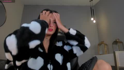 Alessia  online show from February 2025 02:15:02 AM