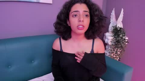 Snapshot of alessiia__ chatting on January 2026 03:20:02 AM alessiia__ online show from January 2026 03:20:02 AM