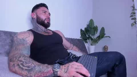 Snapshot of alessrose22 chatting on July 2026 10:49:02 PM Aless Rose online show from July 2026 10:49:02 PM