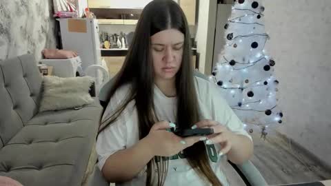 Aletta Oushen online show from January 2026 12:09:02 PM