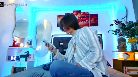 sneider online show from December 2024 07:00:02 PM