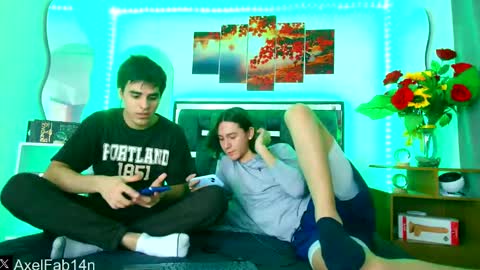 sneider online show from February 2025 07:05:01 PM