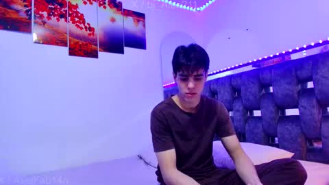 Snapshot of alex_and_fabian chatting on February 2026 04:20:01 AM sneider online show from February 2026 04:20:01 AM