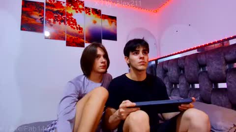 Snapshot of alex_and_fabian chatting on March 2026 05:13:01 AM sneider online show from March 2026 05:13:01 AM