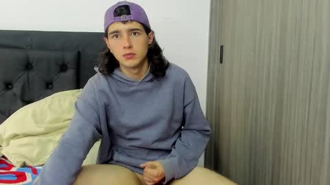 alex_connorr online show from January 2025 08:07:02 PM