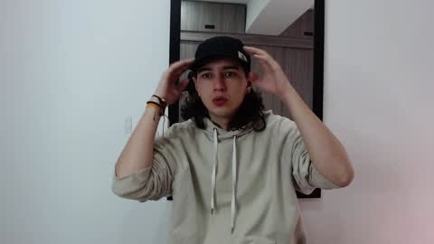 alex_connorr online show from February 2025 03:00:01 PM