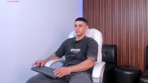 alex online show from January 2026 12:54:01 PM