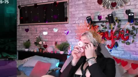 alex_howell online show from February 2025 08:59:02 PM