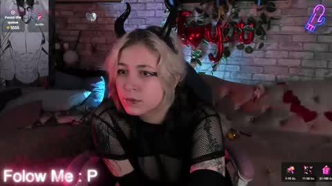 alex_howell online show from February 2025 08:42:02 PM