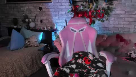 alex_howell online show from March 2025 11:47:02 PM