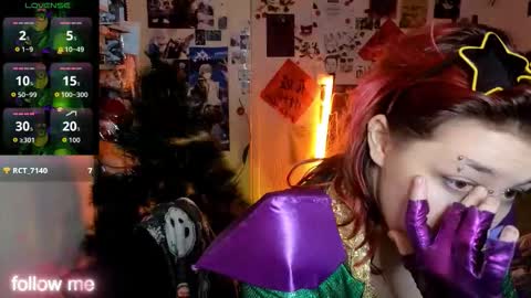 alex_howell online show from December 2025 08:02:02 PM