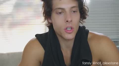 Alex Stone online show from October 2025 07:15:01 PM