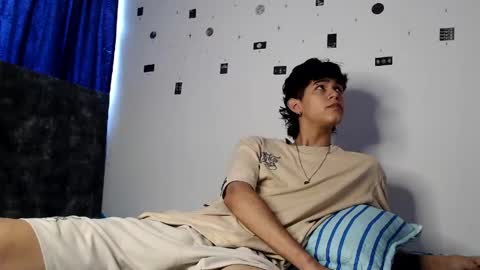 Snapshot of alex_mark_ chatting on May 2026 06:13:02 PM alex_mark_ online show from May 2026 06:13:02 PM
