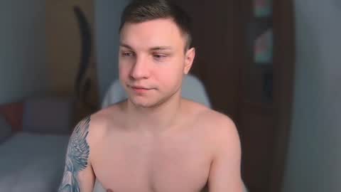 Snapshot of alex_milson chatting on February 2025 05:01:01 AM alex_milson online show from February 2025 05:01:01 AM