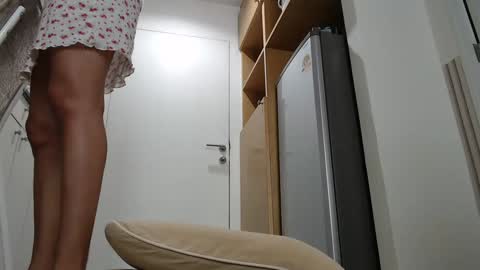 Nicha online show from October 2025 02:41:01 AM