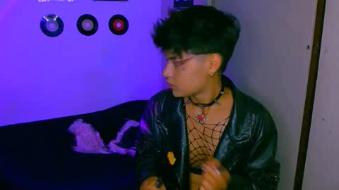 Alex online show from October 2025 12:05:02 AM