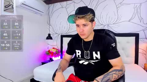 Snapshot of alex_pierce_ chatting on March 2026 08:30:02 PM Alex online show from March 2026 08:30:02 PM