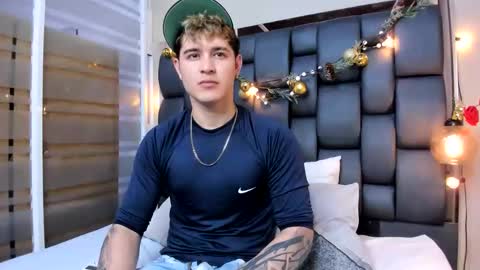 Snapshot of alex_pierce_ chatting on March 2026 07:58:01 PM Alex online show from March 2026 07:58:01 PM