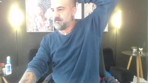 Alex Saints online show from April 2026 01:49:01 PM