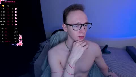 alex_silent online show from October 2025 02:25:02 PM