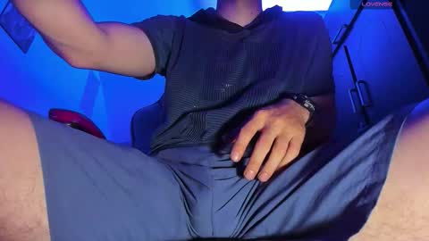     online show from February 2026 04:59:01 PM