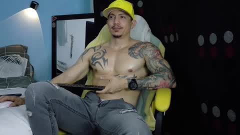 alex_sthorm online show from April 2026 03:33:01 AM