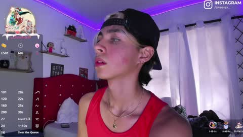 Snapshot of alex_sweet_69 chatting on December 2024 12:44:01 PM Alex online show from December 2024 12:44:01 PM