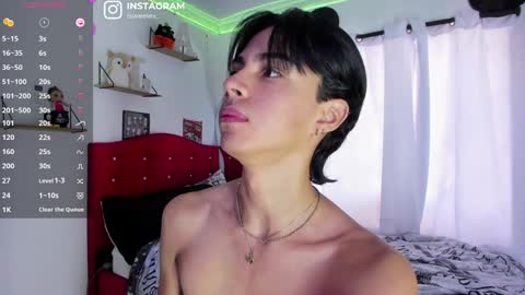 Snapshot of alex_sweet_69 chatting on February 2025 01:20:01 PM Alex online show from February 2025 01:20:01 PM