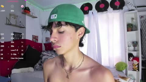 Snapshot of alex_sweet_69 chatting on February 2025 01:54:02 PM Alex online show from February 2025 01:54:02 PM