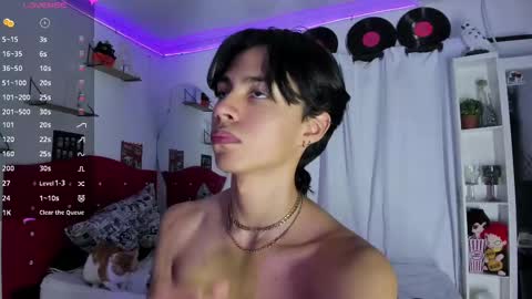 Snapshot of alex_sweet_69 chatting on February 2025 11:21:02 AM Alex online show from February 2025 11:21:02 AM