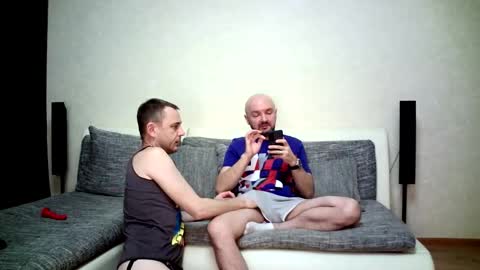 Alex and Tobey online show from March 2026 05:41:01 AM