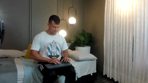 Alex Towers online show from December 2024 08:34:02 PM