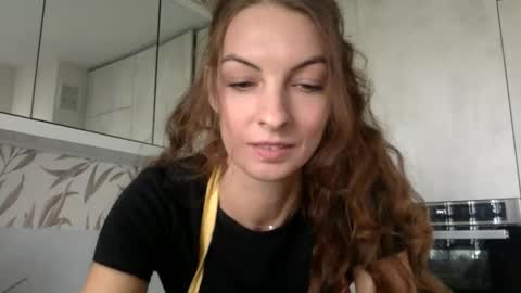 alexa_dreaam online show from September 2025 11:48:01 AM