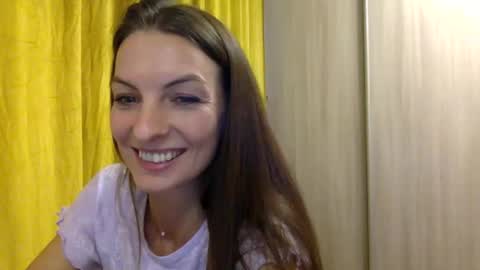 alexa_dreaam online show from October 2025 06:01:02 AM